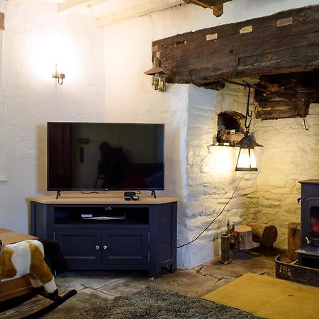 Llanfair Waterdine Lower Goytre Farmhouse מראה חיצוני תמונה